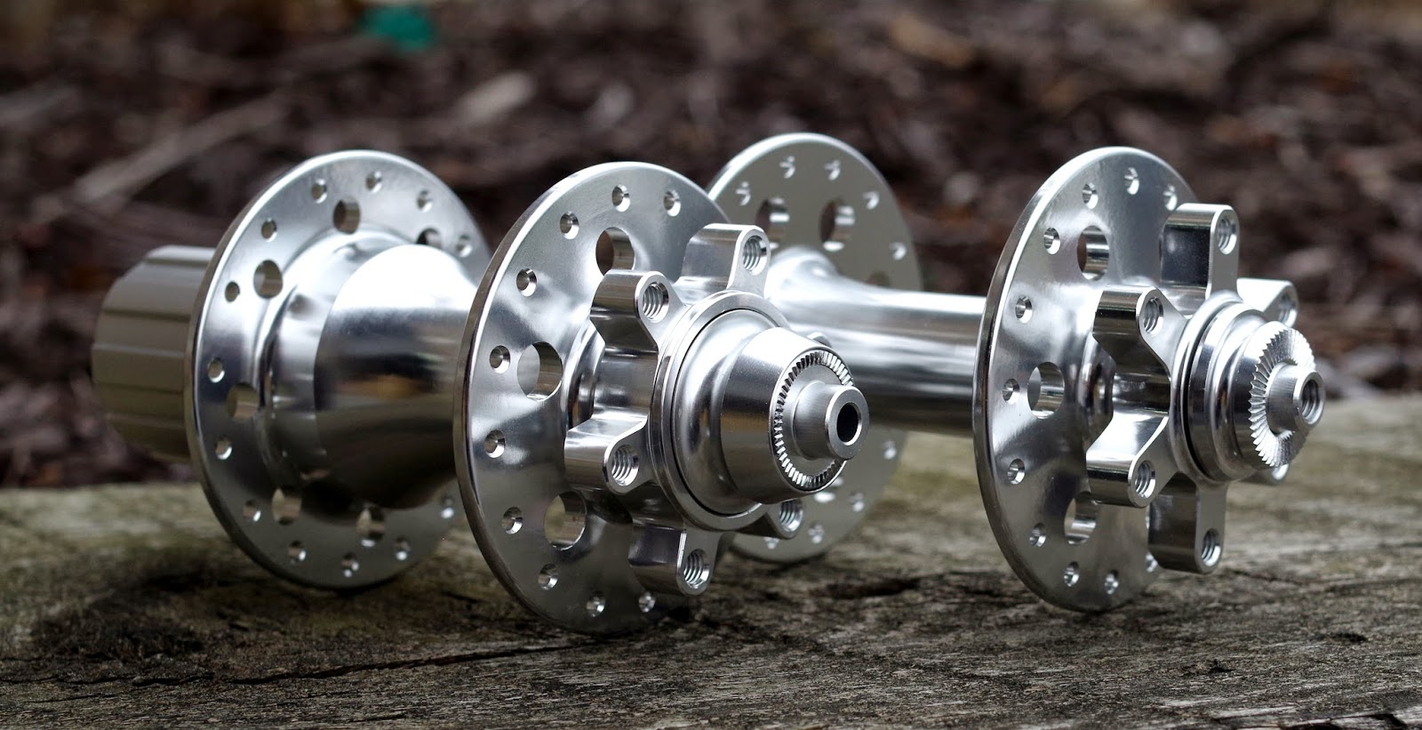 The Velo ORANGE Blog New Hubs, Seatpost, and Bags