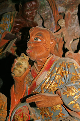 Qiongzhu Temple statue