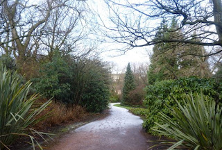 Jardines del palacio de Holyroodhouse. Jardines del palacio de Holyroodhouse.