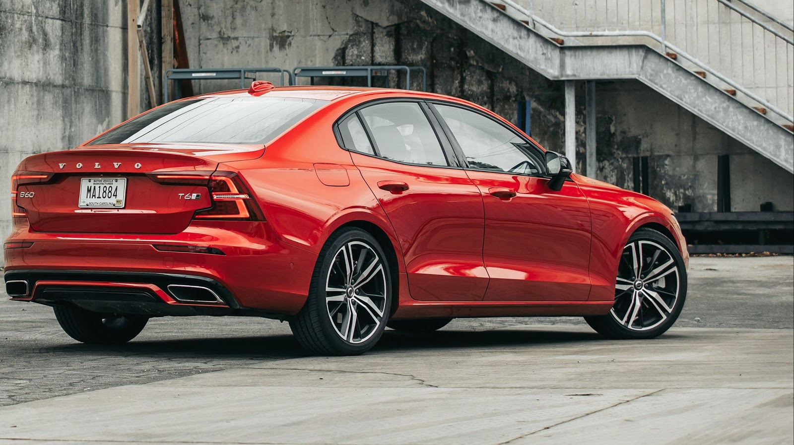 Volvo s90 r Design Red