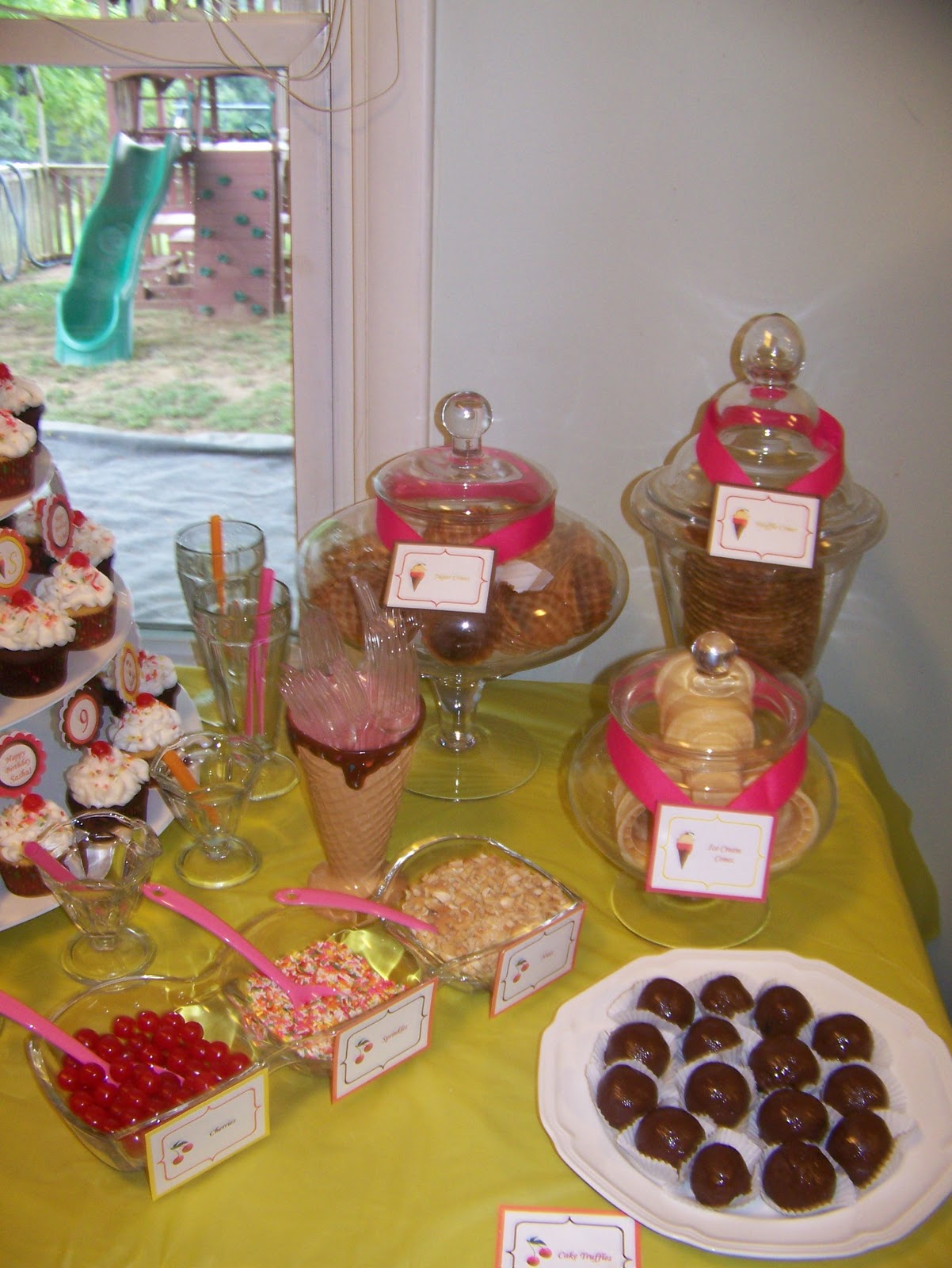 The RedHeaded Baker Ice Cream Themed Dessert Table