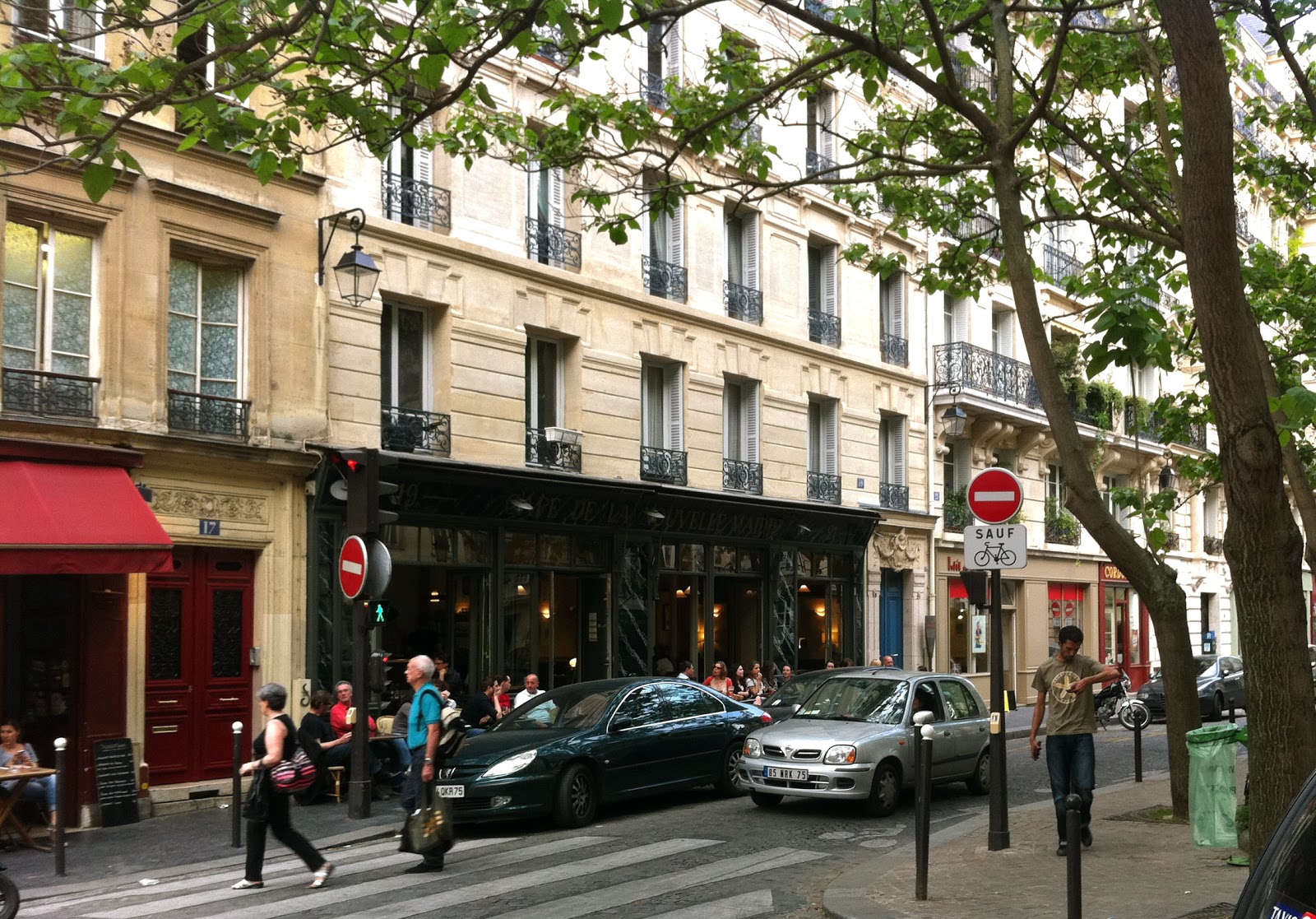 not drinking poison in paris: first introductions: café de la nouvelle