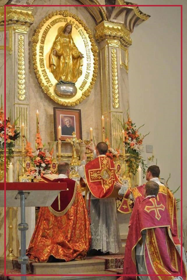 Traditional Latin Catholic Mass 13