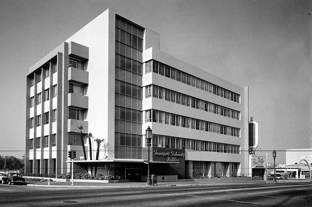 WILSHIRE BOULEVARD Historic Los Angeles