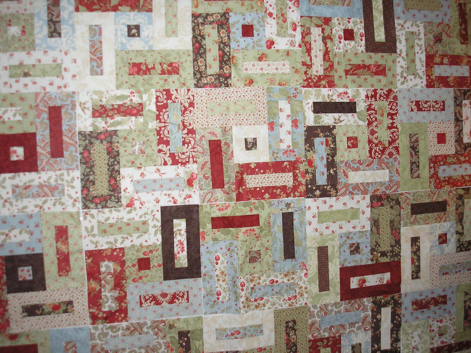 Another Day In Pensacola Keyholes, A Christmas in July quilt