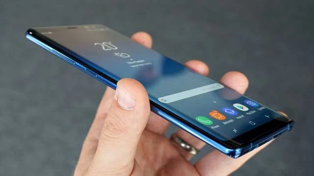 قد يحتوي Samsung Galaxy S10 على ذاكرة تخزين (RAM) أكبر من أي هاتف آخر