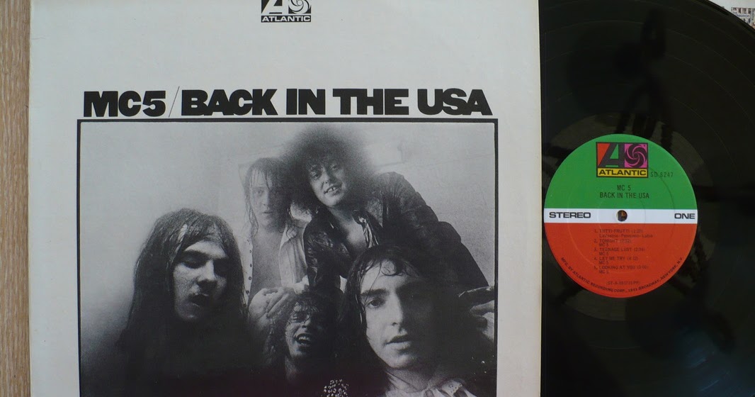 Albums the beatles. Набор пластинок битлз в коробке. Albums. Us albums 1. The beatles box set the beatles.