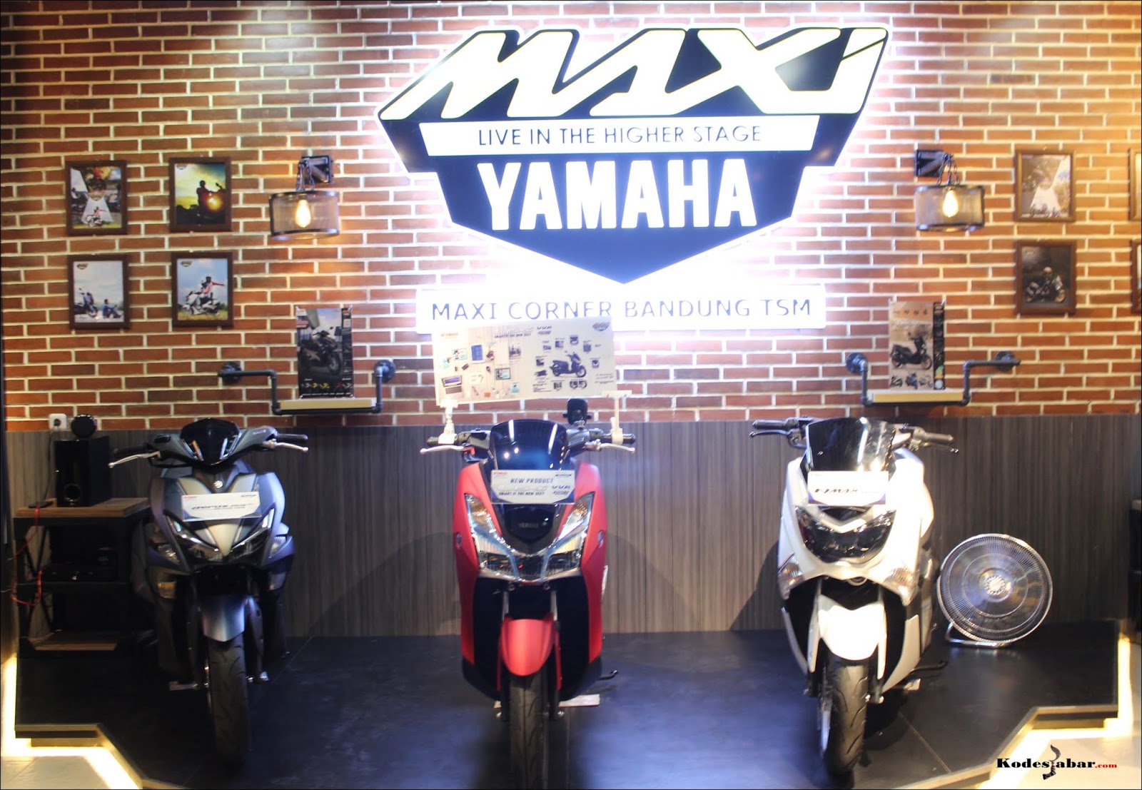 MAXI Corner Yamaha, Showroom Motor Kekinian di Trans Studio Mall