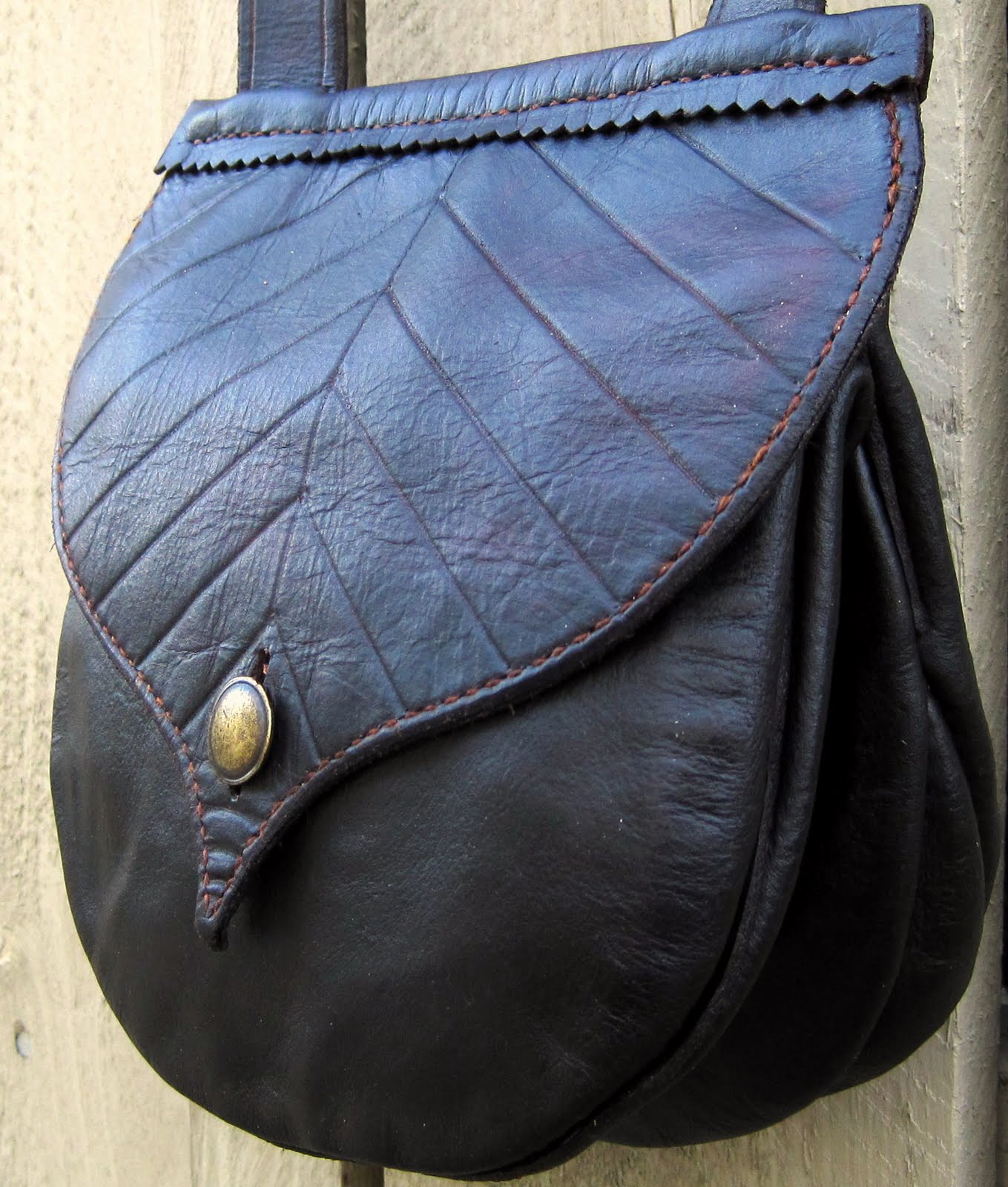 Contemporary Makers: Double Bag by Darrel Lang