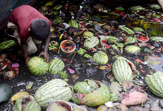 Photos: Buriganga water pollution