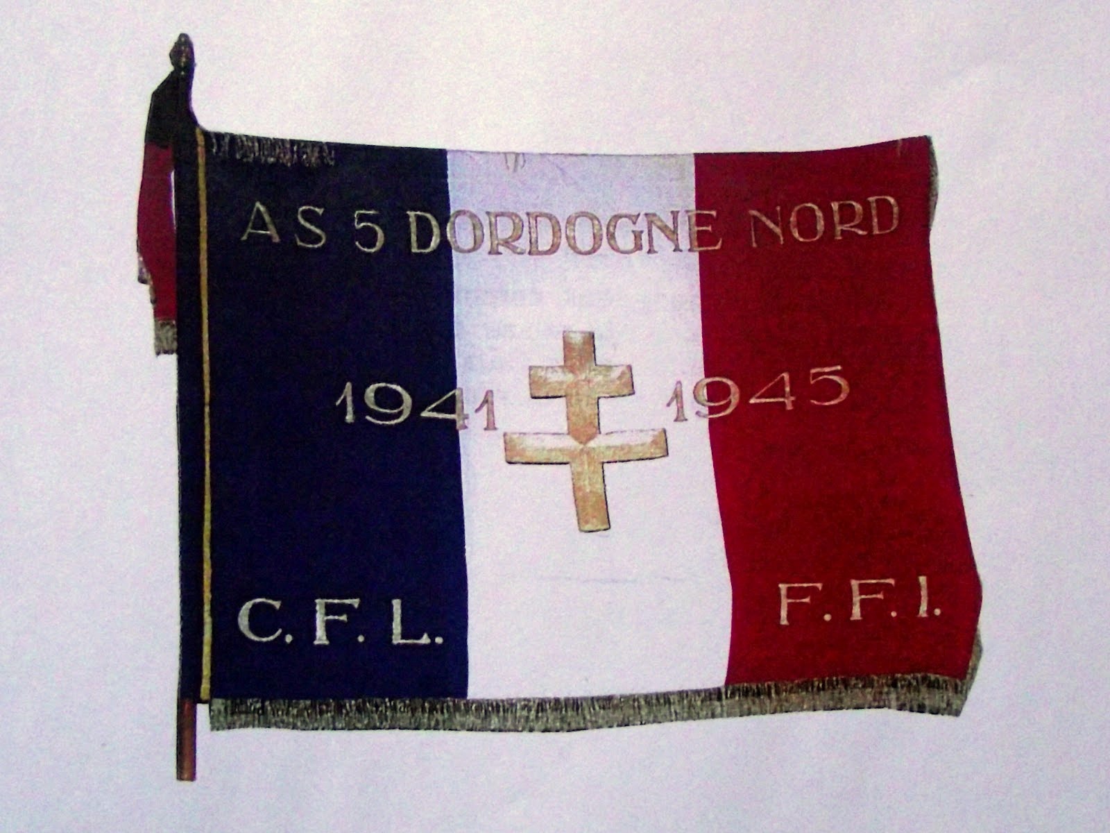 La Resistance Francaise Le drapeau de