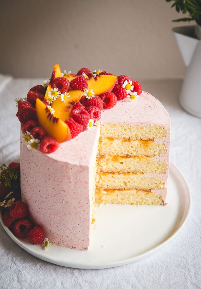 Almond Layer Cake with Peach + Mascarpone Filling & Raspberry Buttercream Blogger Delicious Food