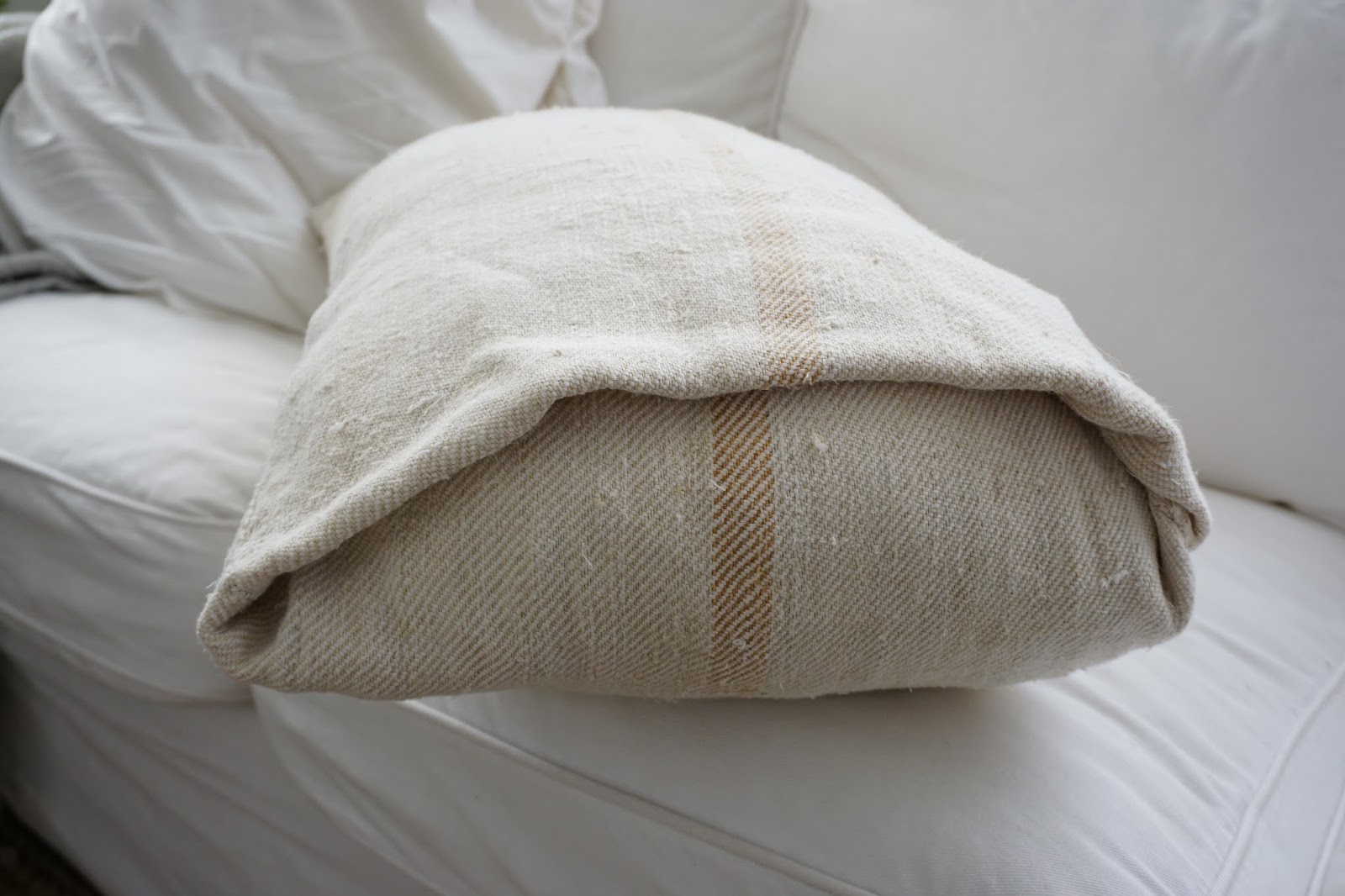 Easy DIY Grain Sack Pillows