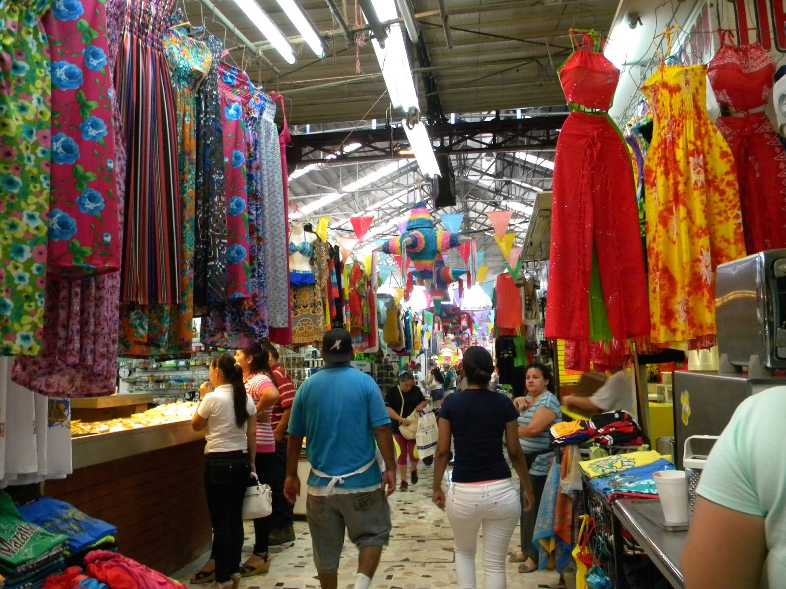 garments wholesale market near mexico city
