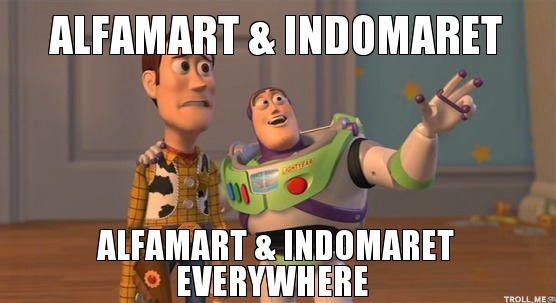Kumpulan Meme Indomaret vs Alfamart yang Dijamin Bikin Ngakak