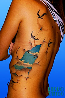 tatuaje cu lipici,