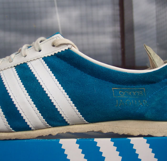 adidas yeezy boost 350 v2 Deepblue