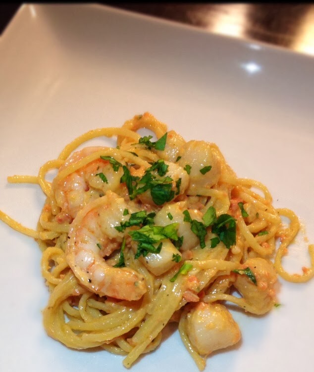 The Cuisine Queen Creamy Smoked Salmon Pasta with Shrimp and Scallops