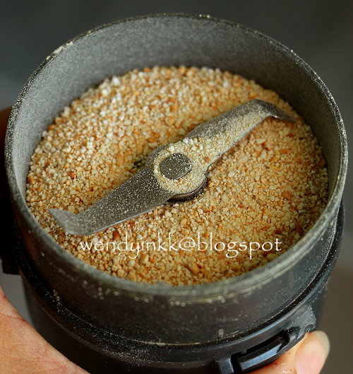 Table for 2.... or more How to make Roasted Rice Powder