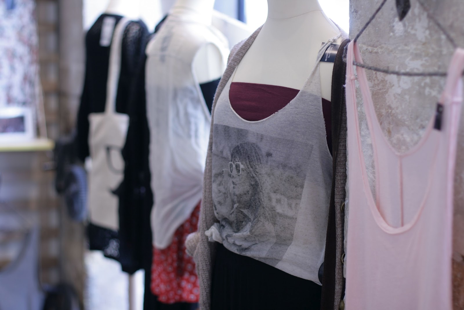 Brandy Melville Le spécialiste du Tshirts Loose à petits prix