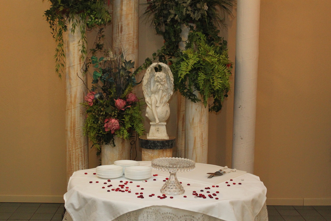 Antique Angel Wedding Chapel: Receptions at the Antique Angel
