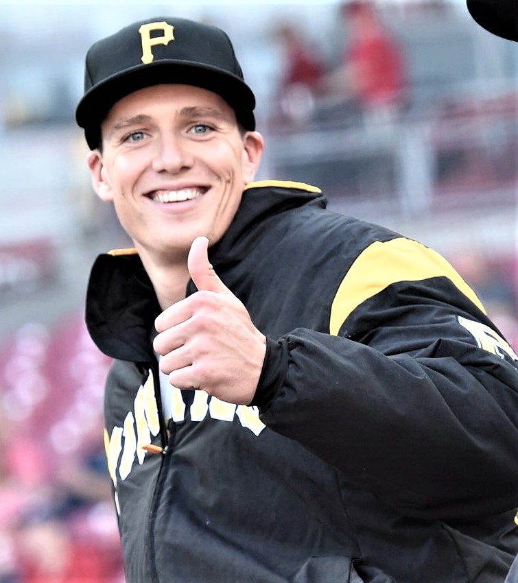 The Green Weenie Bats Wake Up Too Late; Brewers Even Series With 32 Win