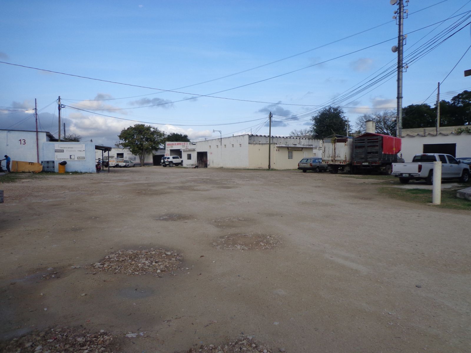 BUENAS PRACTICAS DE MANUFACTURA: PATIOS Y EDIFICIOS: PATIOS Y EDIFICIOS