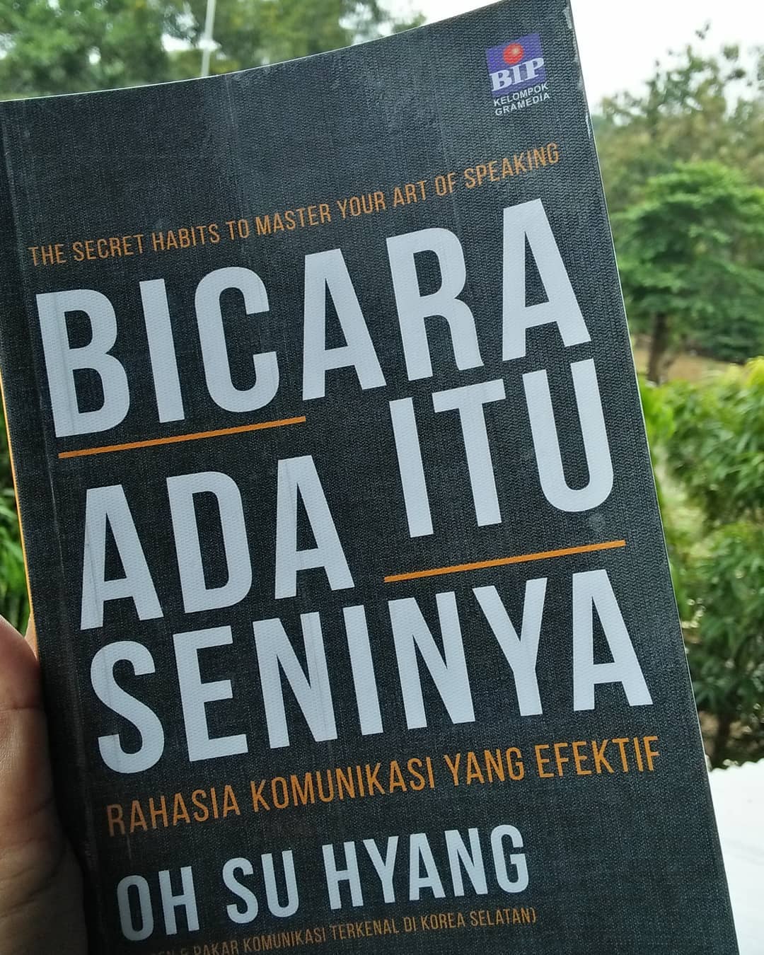 Review Book Bicara Itu Ada Seninya Muslimah Pembelajar