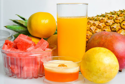 Jus buah mempunyai banyak manfaat untuk kesehatan dan juga kecantikan 8 Jenis Jus Buah Ini Bisa Membuat Anda Sehat dan Cantik