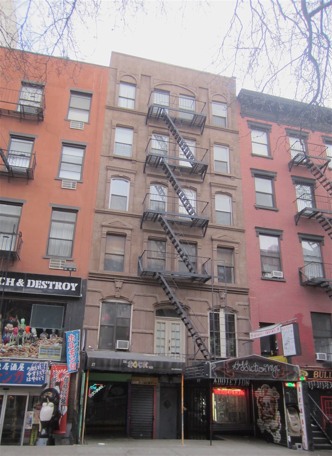 EV Grieve The Sock Man says thank you; store closes on Saturday