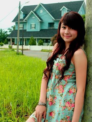 Sherly Novilinda - Model Pendatang Baru - Ngeblog Aja