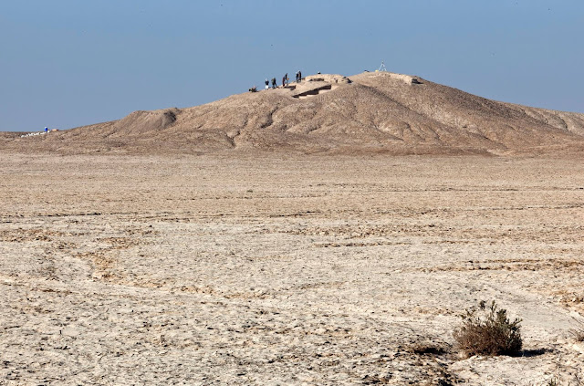 Buildings and Temple dated to 3,000 BC unearthed at Tel Zurghul in Iraq