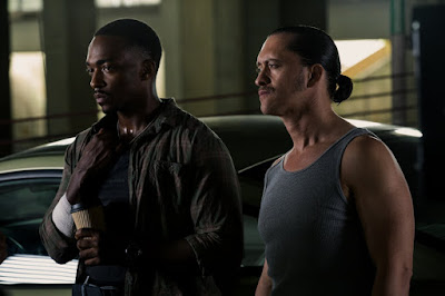 Anthony Mackie and Clifton Collins Jr. in Triple 9