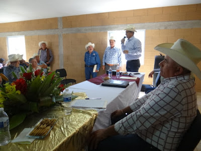 Acude Alcalde a asamblea de la asoc ganadera local general de Huatabampo