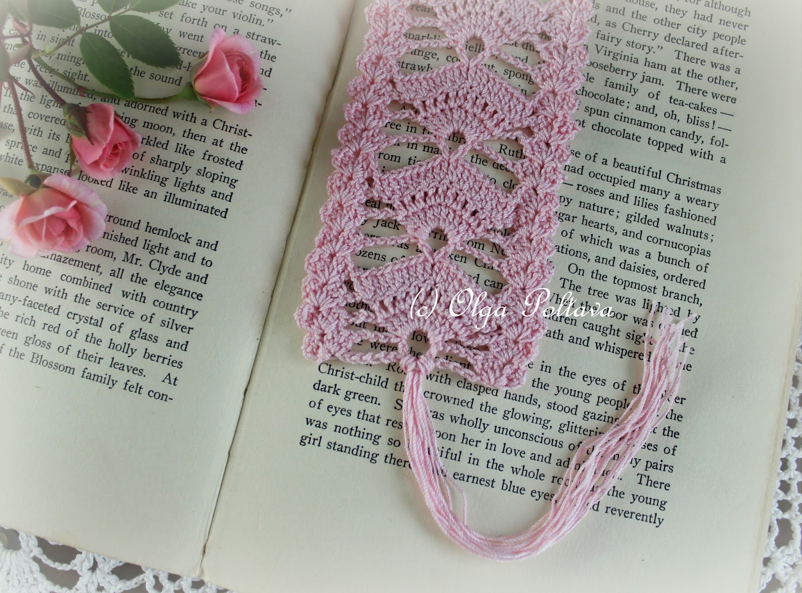 Lacy Crochet Pink Roses and Lace Bookmark