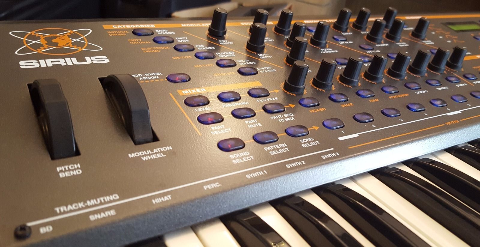 MATRIXSYNTH Quasimidi Sirius EDM Workstation Synthesizer Vocoder