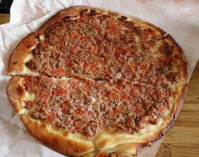 Oasis Bakery, meat pizza