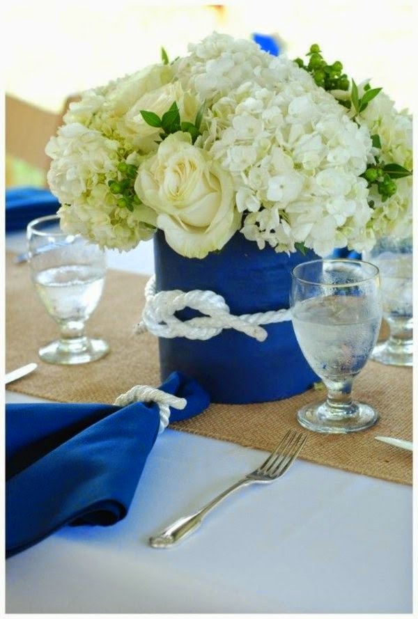Table decoration in blue &#8211; fascinating ideas!