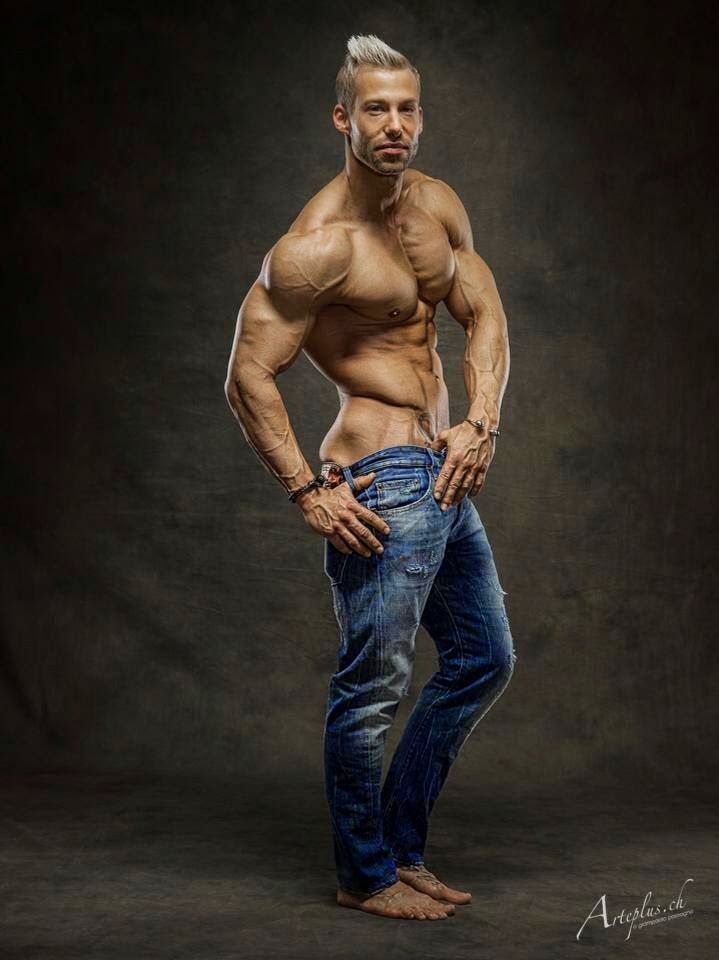 Jaco de Bruyn модель