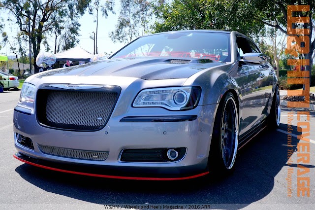 Cover Show Car 300c SRT 8 at Relaxing in SoCal 2016 Car Show