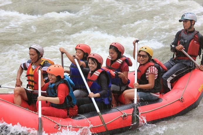 Bagian-Bagian Perahu Rafting Yang Perlu Anda Kenali