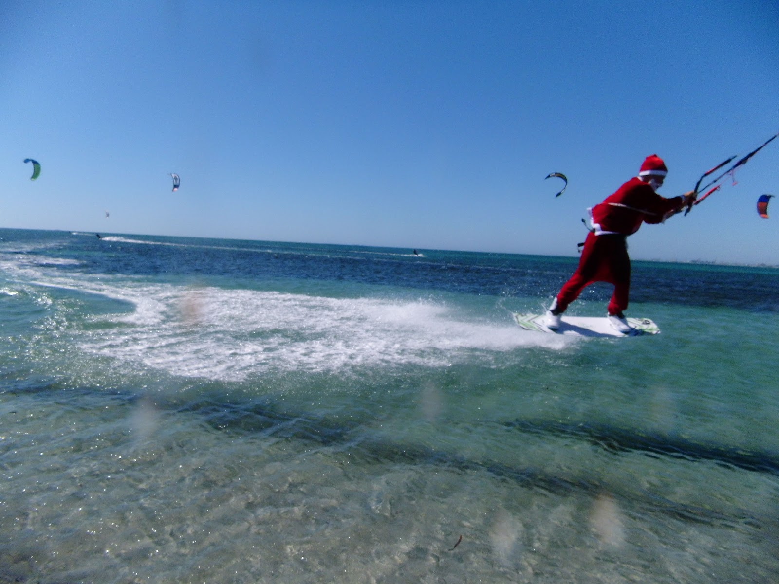 Marina goes kitesurfing! Weihnachten in Australien