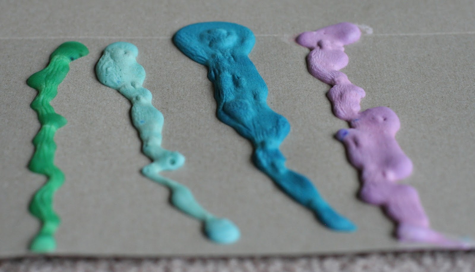 Which Microwave Puffy Paint Recipe is best?