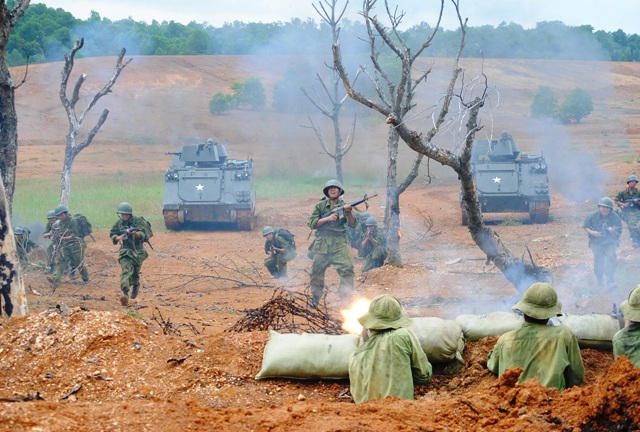 thongdong: Mùi cỏ cháy – nỗi đau chiến tranh.