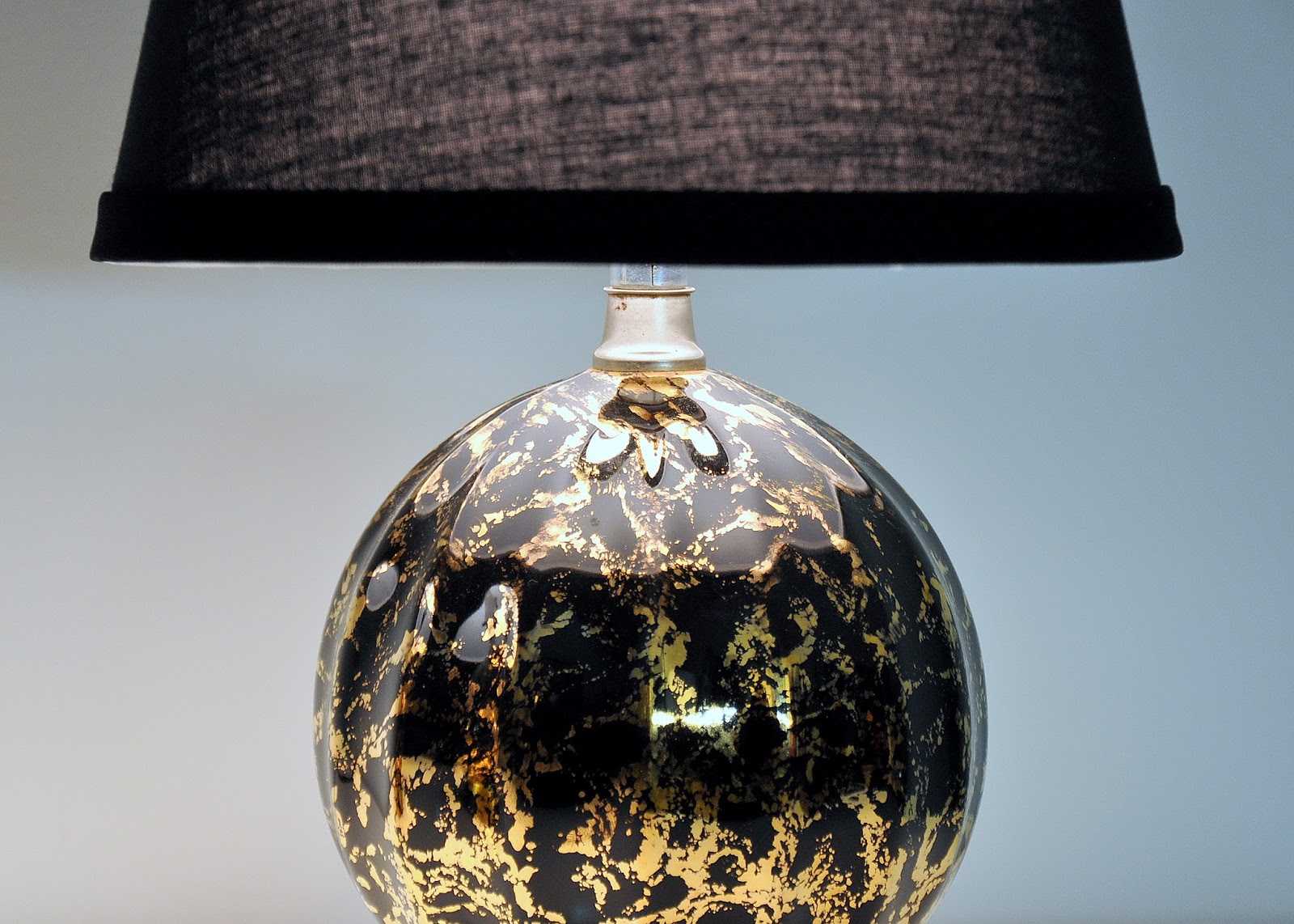 SELECT MODERN Pair of Hollywood Regency Black and Gold Ceramic Brass