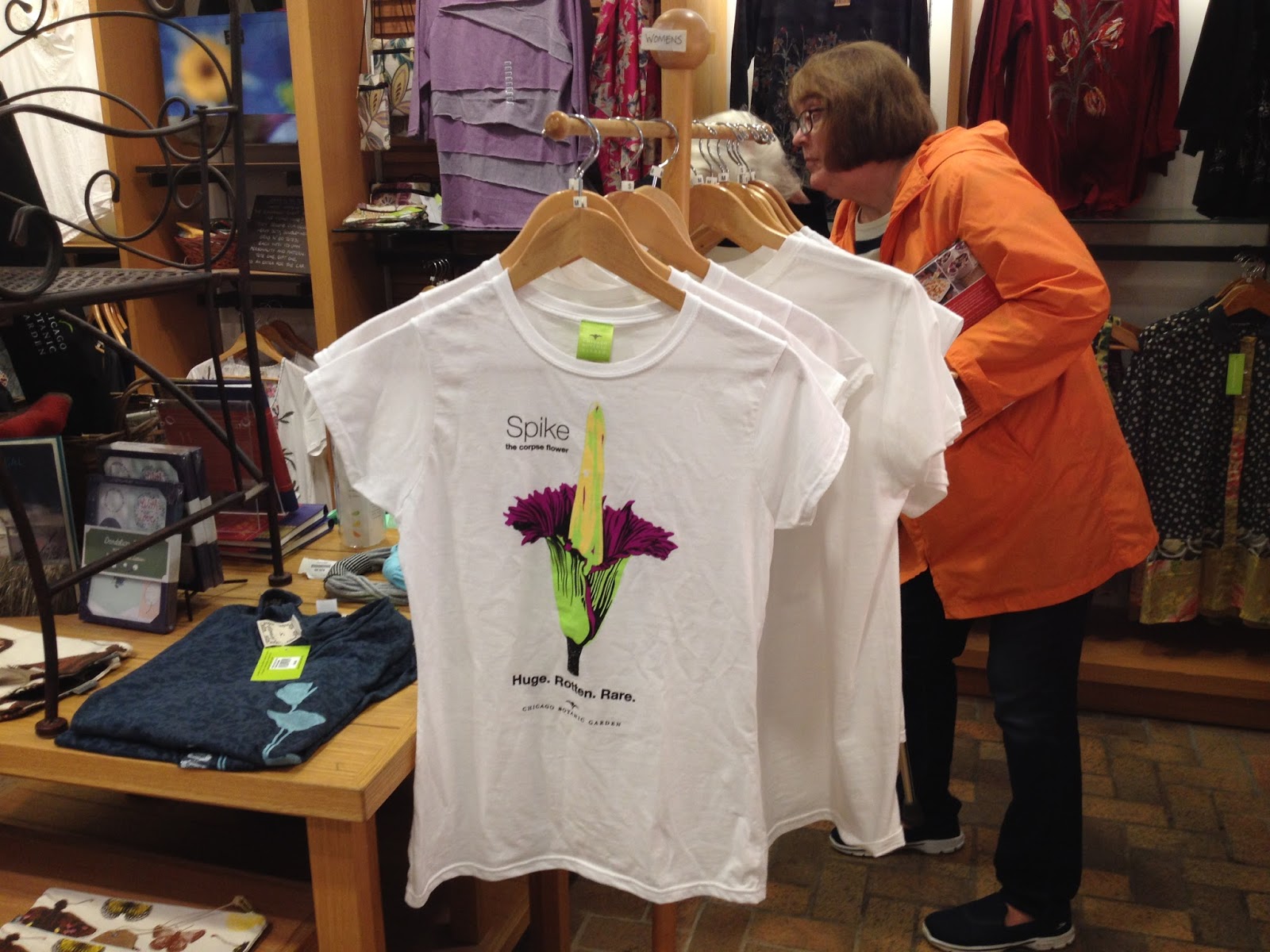 Every goddamn day 06/10/23 This flower stinks at everything