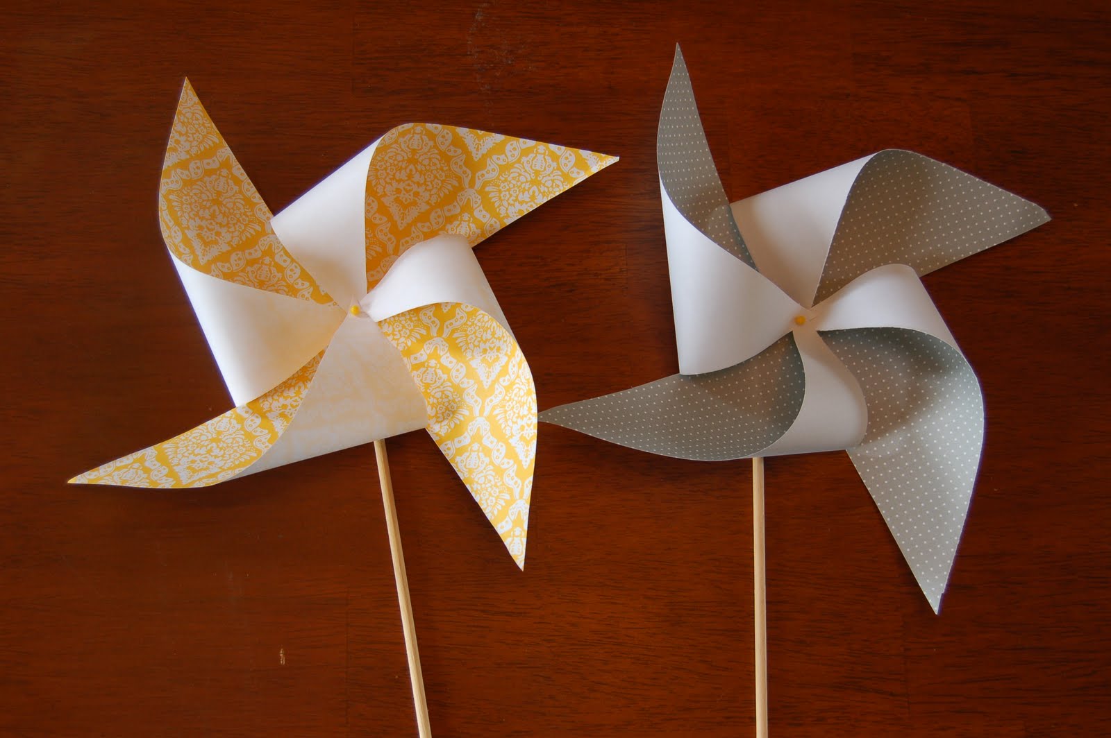 meraki-diy-paper-pinwheels