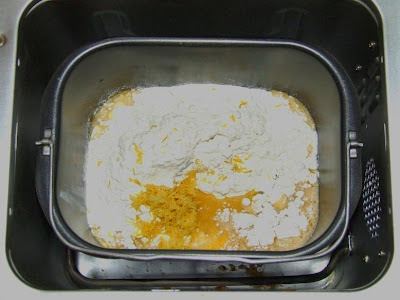 Ingredientes do bolo de limão, na cuba da MFP