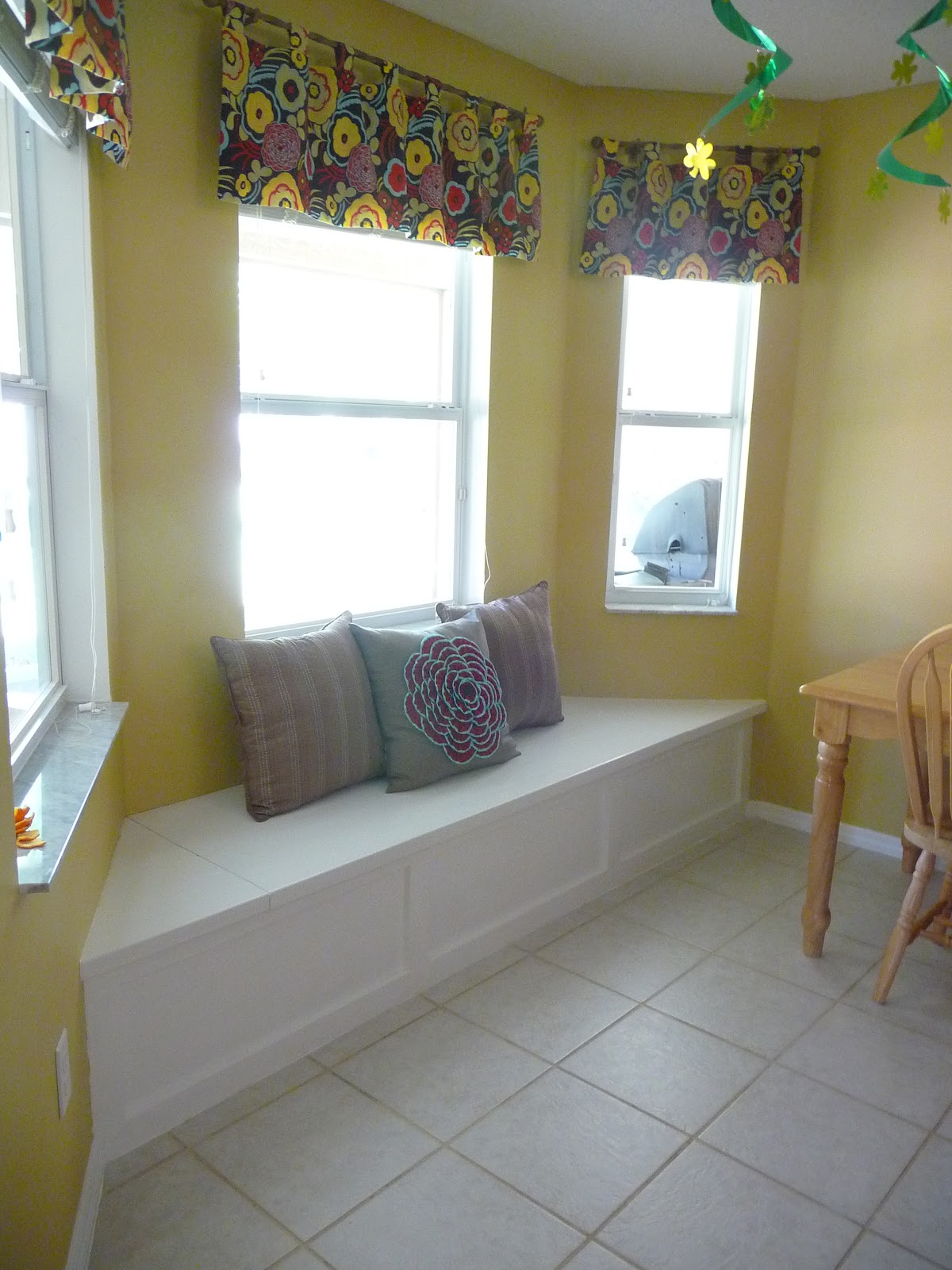 Blue Susan makes My first Bench pillow!