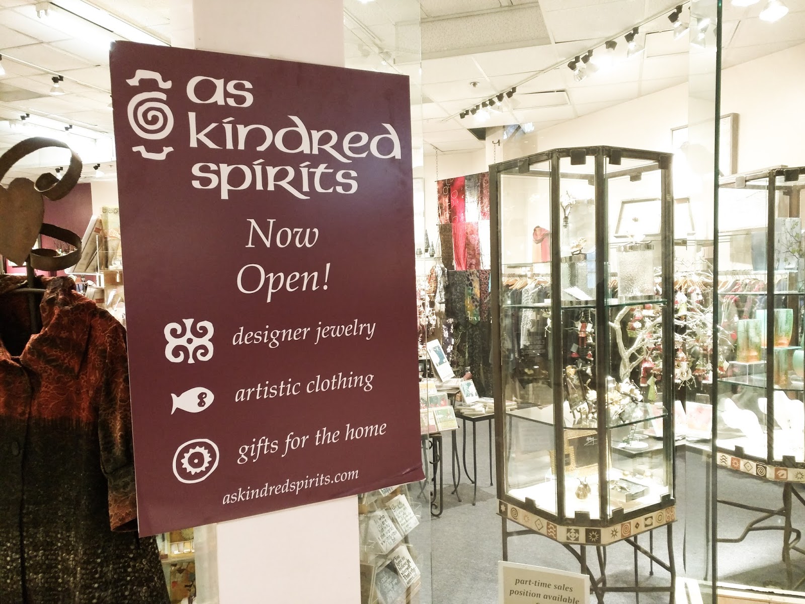 Robert Dyer Bethesda Row Apple Store, As Kindred Spirits reopen at